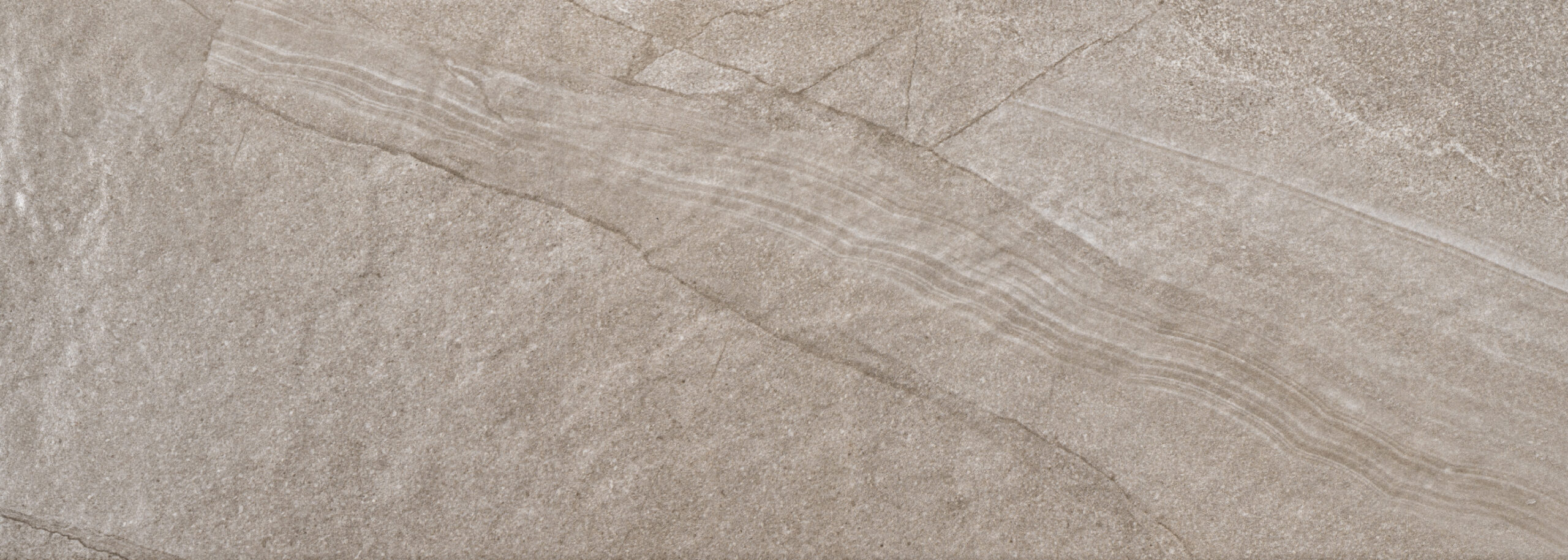 Akane Pardo 25x70 Prissmacer