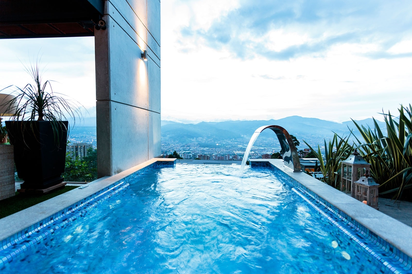 Φωσφοριζέ Γυάλινη Ψηφίδα Πισίνας Ezarri Fosfo Delphinus 25mm*25mm