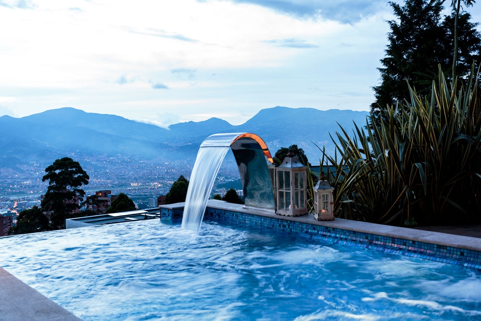 Φωσφοριζέ Γυάλινη Ψηφίδα Πισίνας Ezarri Fosfo Delphinus 25mm*25mm