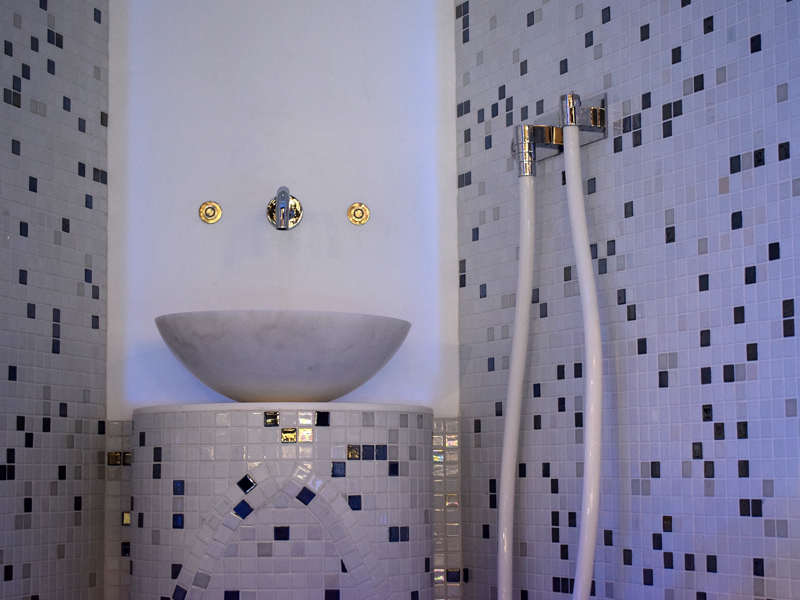 Φωσφοριζέ Γυάλινη Ψηφίδα Πισίνας Ezarri Fosfo Draco 25mm*25mm